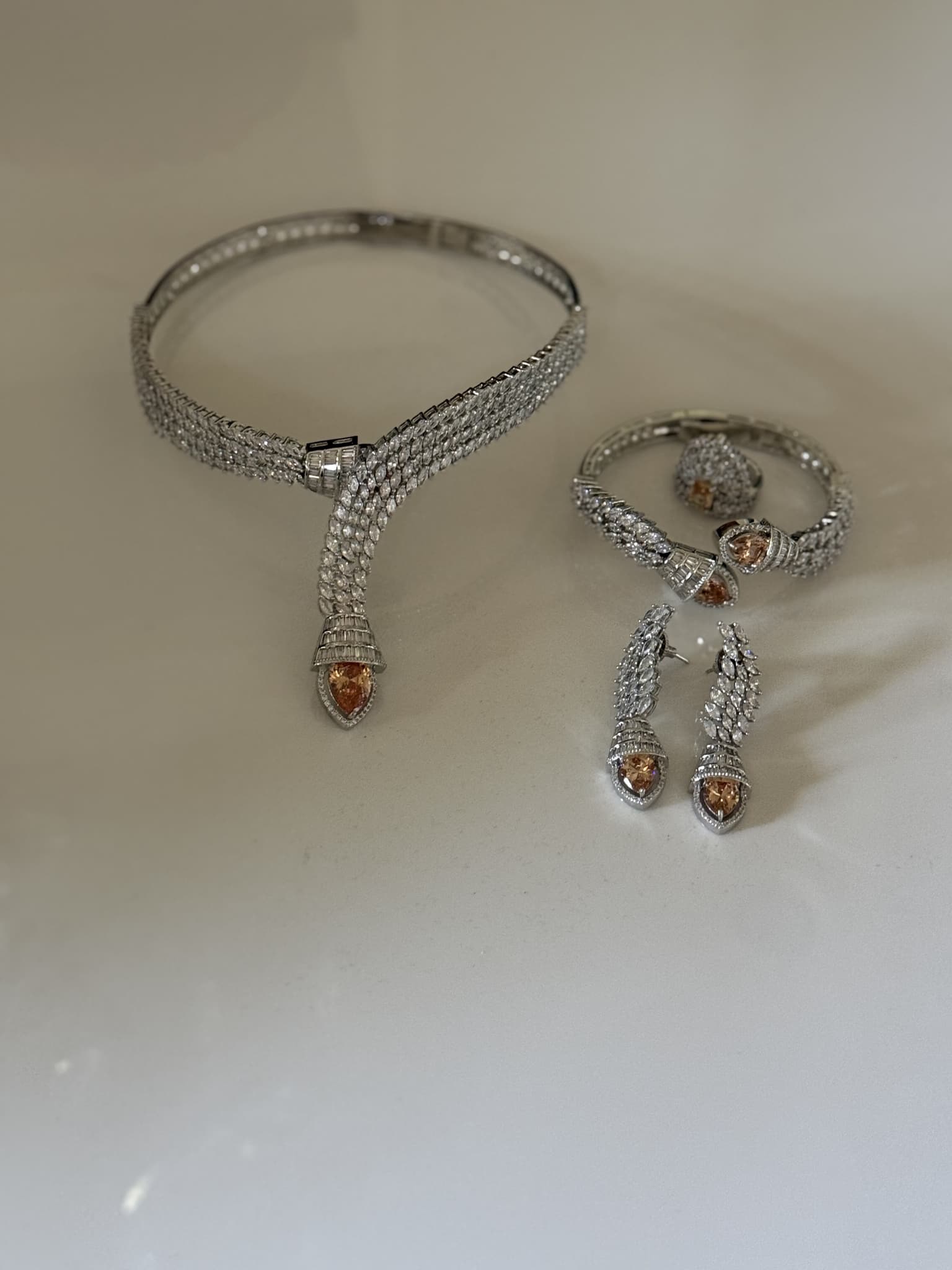 Diamond and Champagne Snake Set