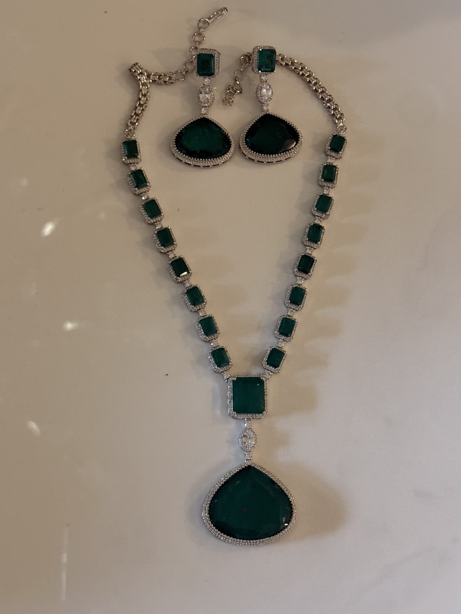 Regal Emerald Statement Necklace Set