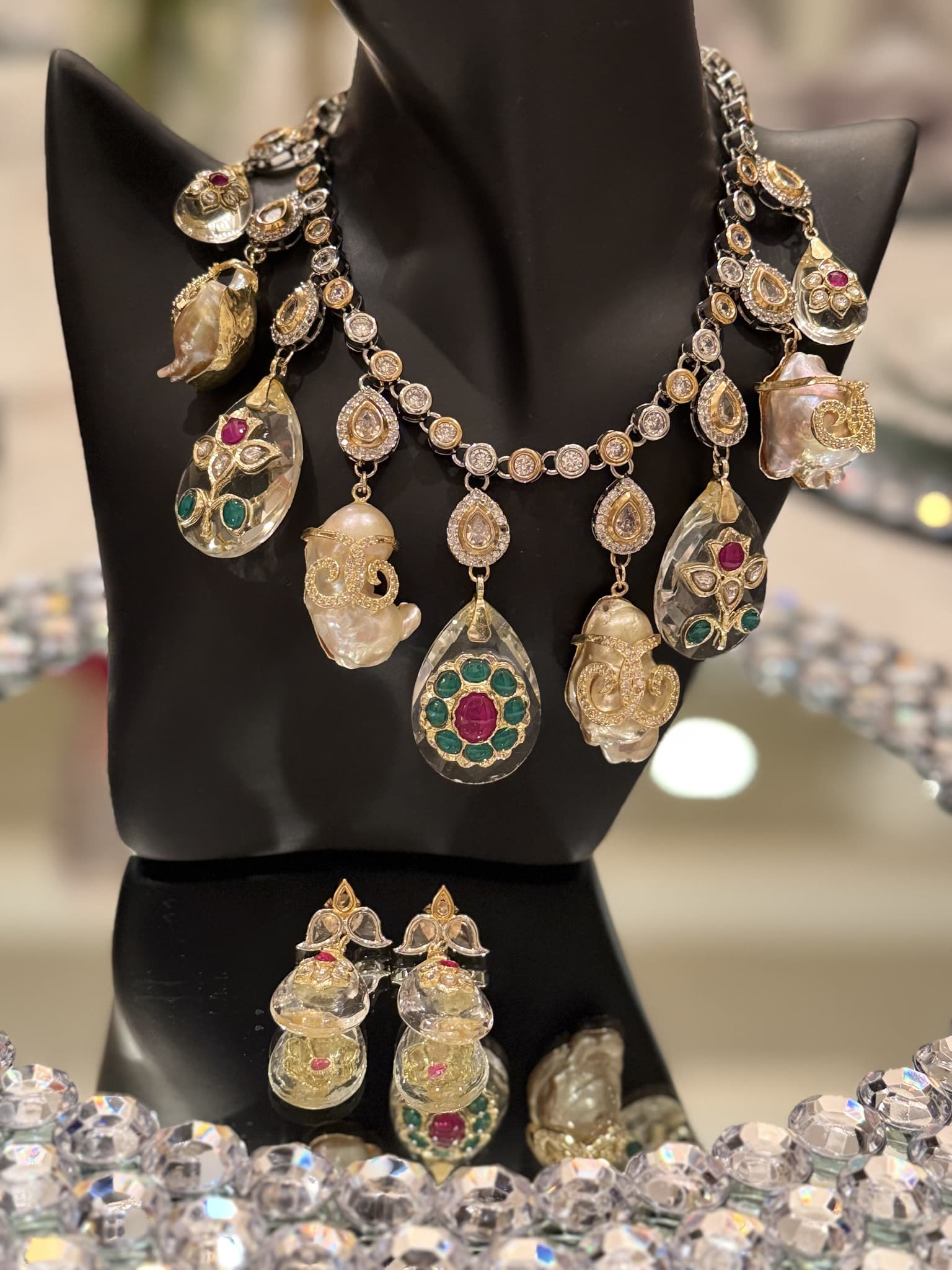 Multicolor Leaf Gemstone Quartz and Pearl Necklace Set