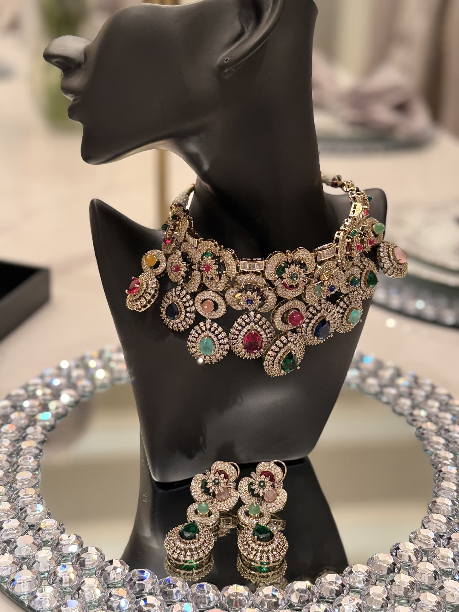 Square Emerald and Diamond Chain Necklace Set thumbnail 2