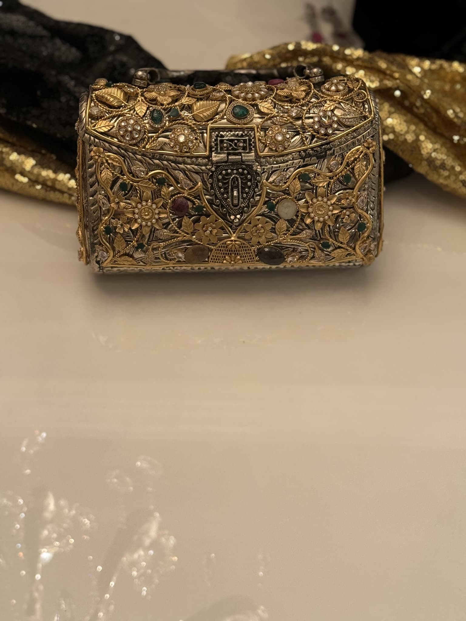 antique-gold-multi-stone-floral-box-clutch