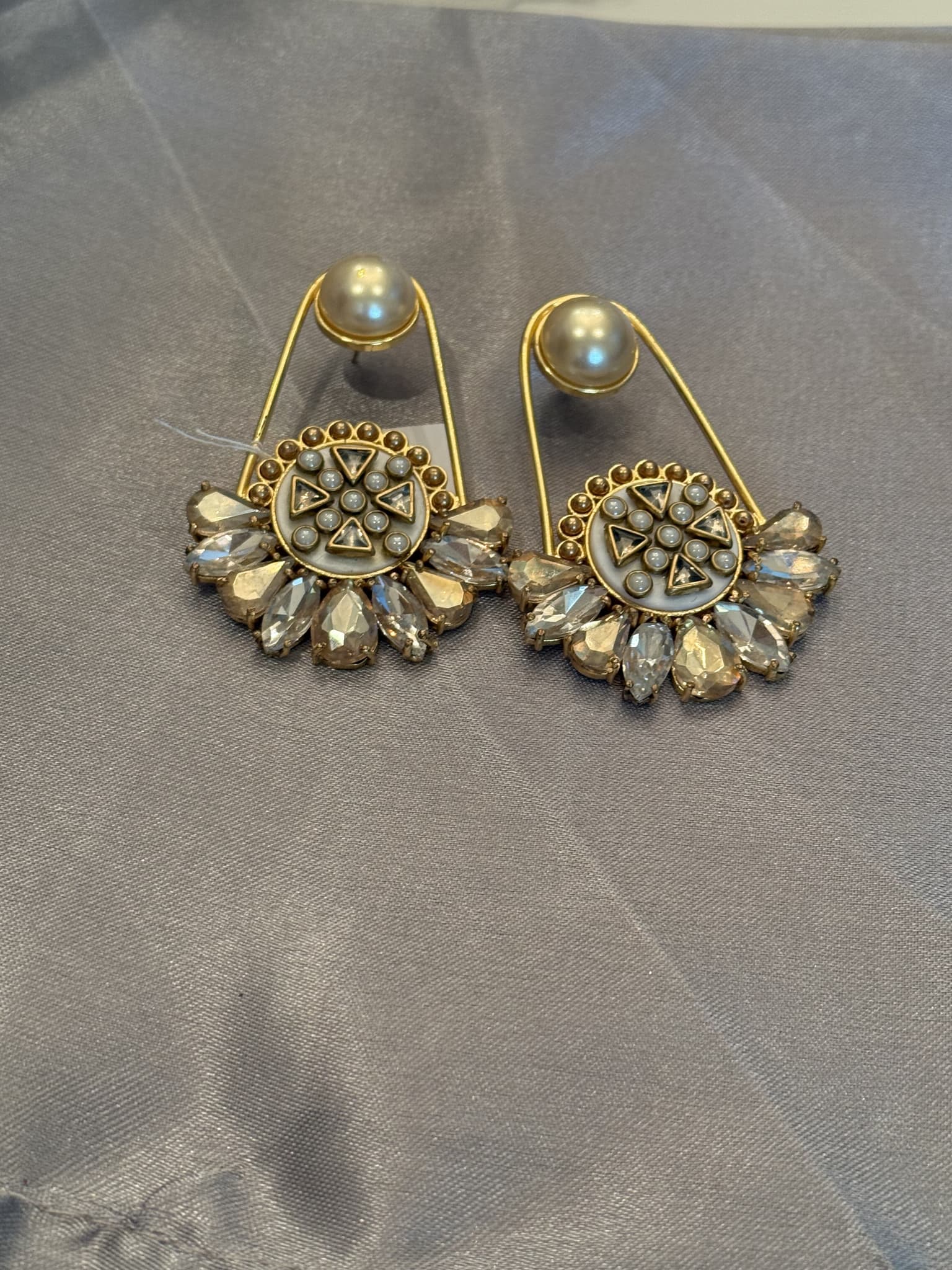 Pearl Fan Ear Crawler Earrings