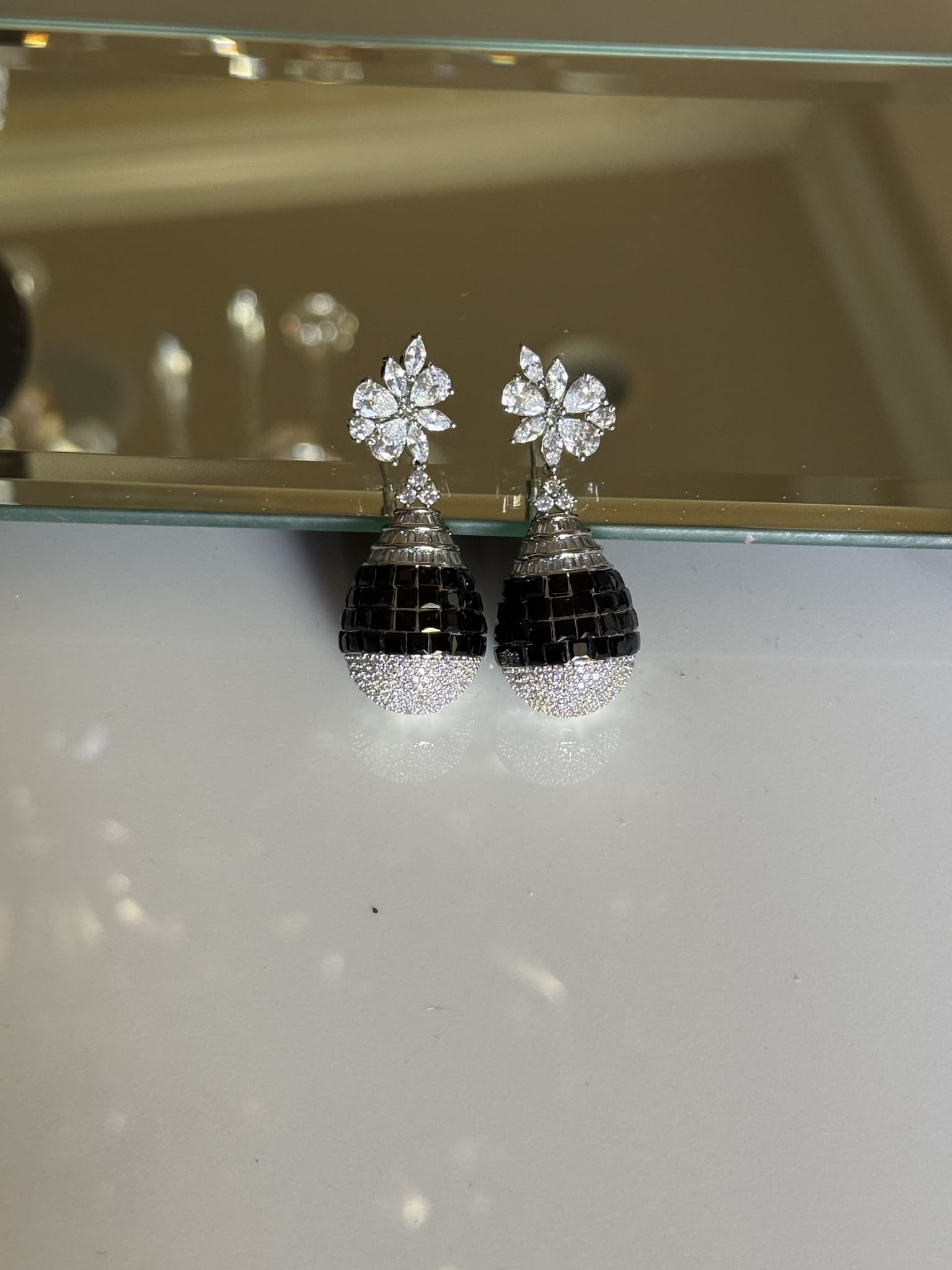 Black & White Tear Drop Earrings