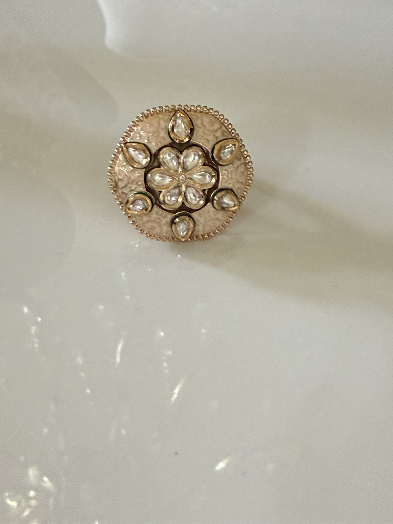 Hammered Gold Floral Kundan Ring