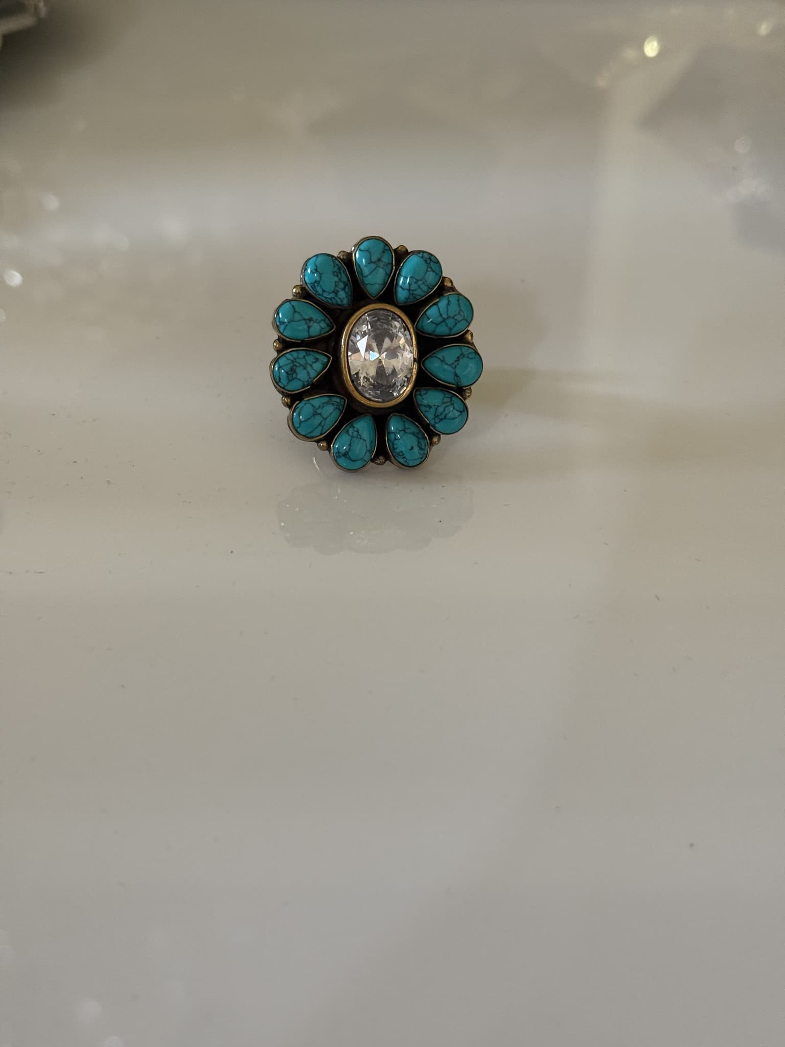 turquoise-oval-crystal-flower-ring