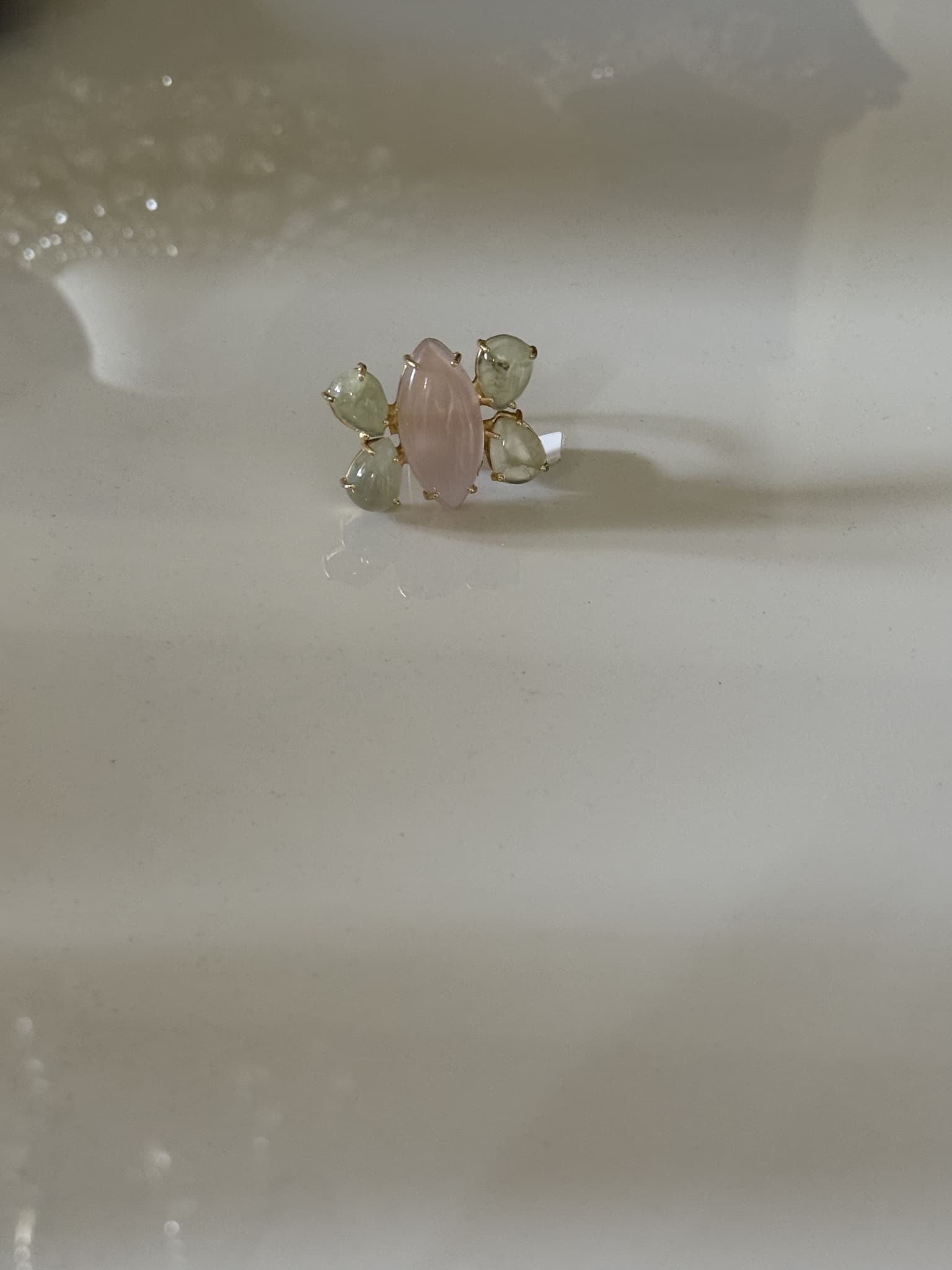 rosequartz-prehnite-gold-floral-ring