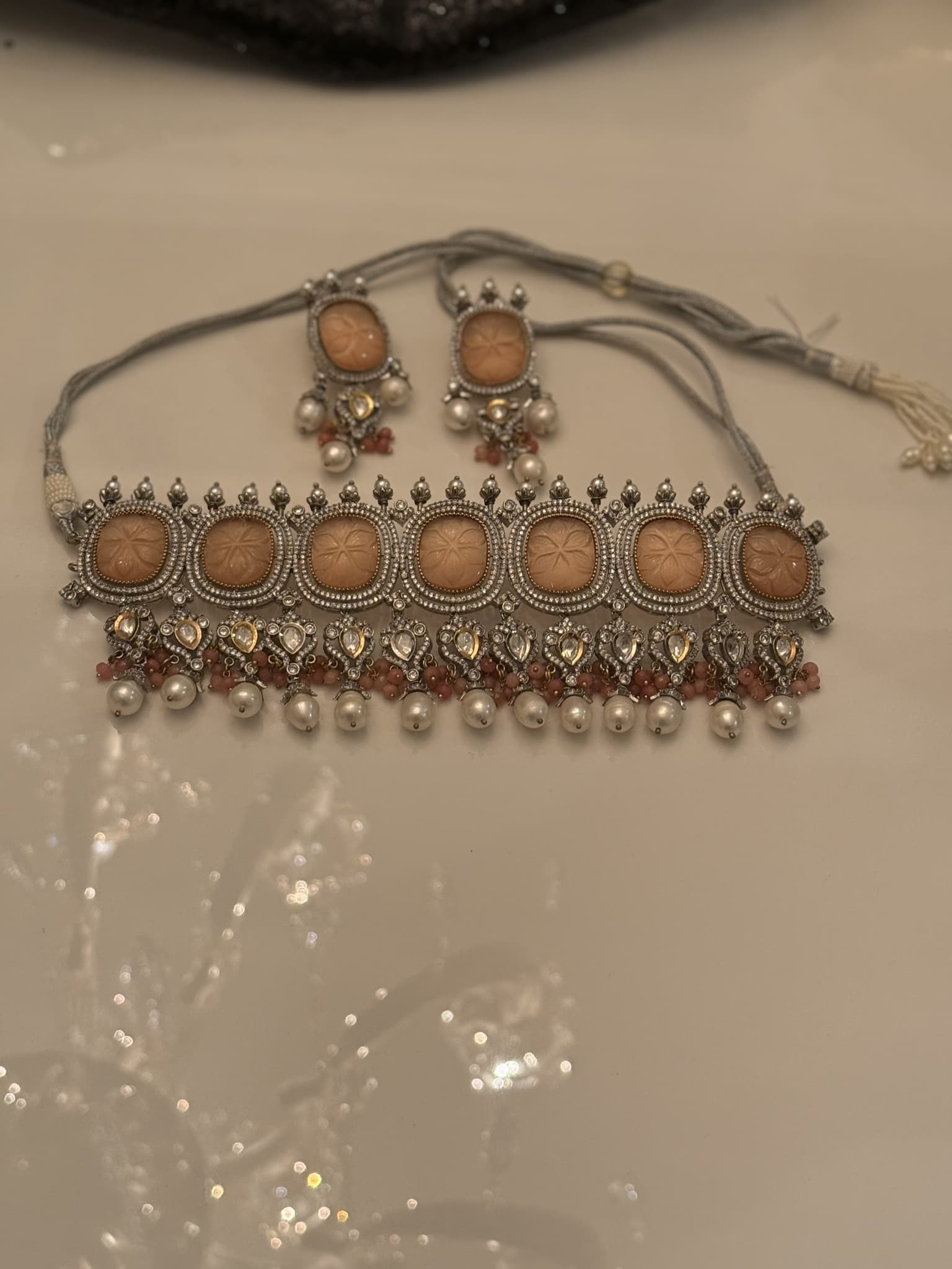 Carved Peach Coral Pearl Choker Set