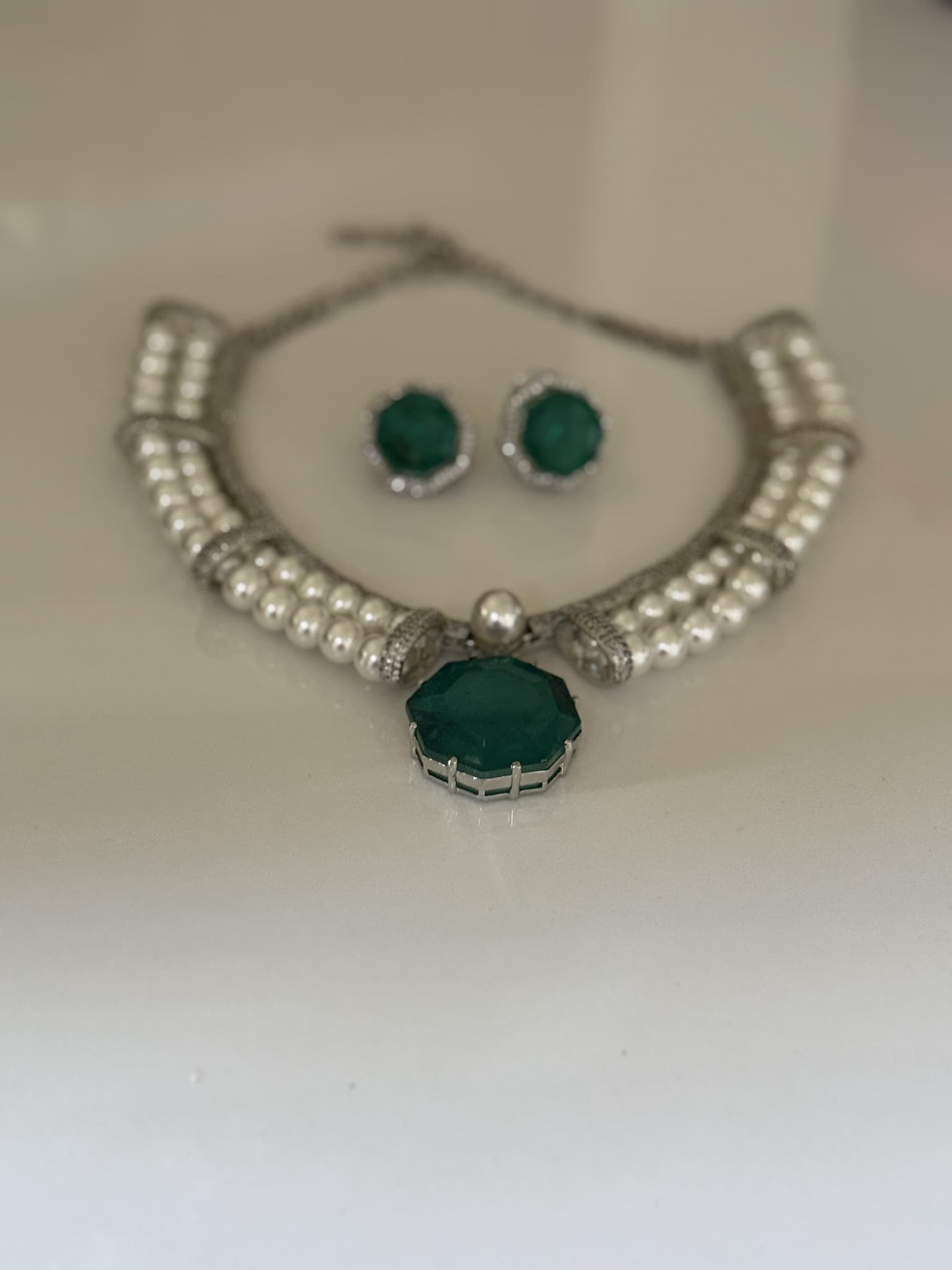 emerald-fringe-collar-set