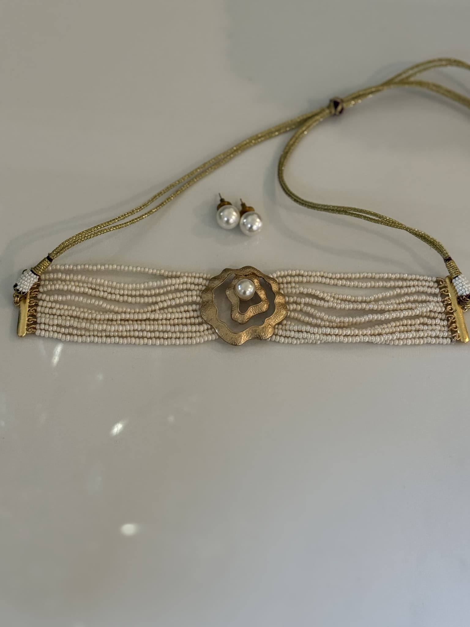 Pearl Gold Floral choker Set