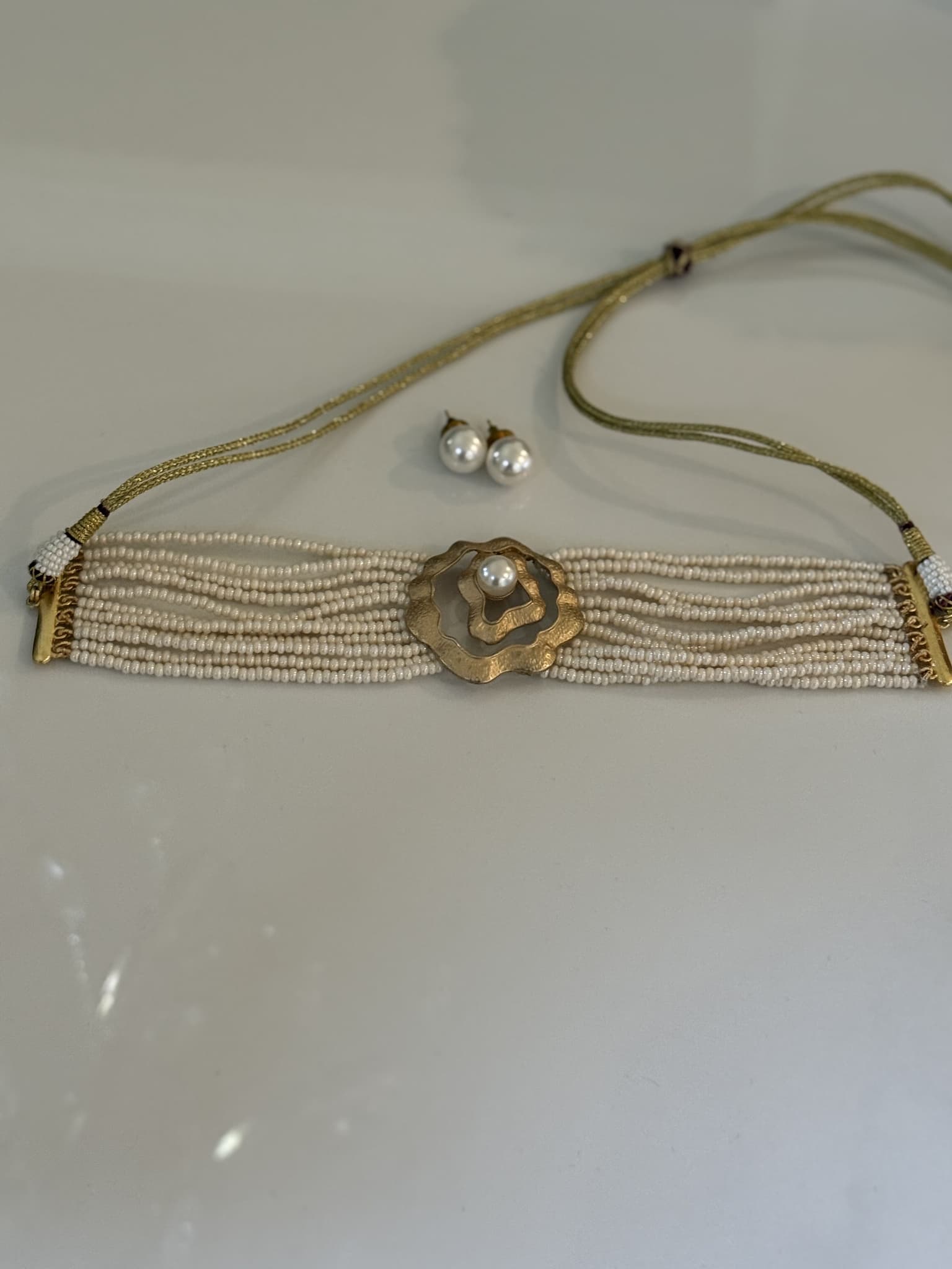 Pearl Gold Floral choker Set