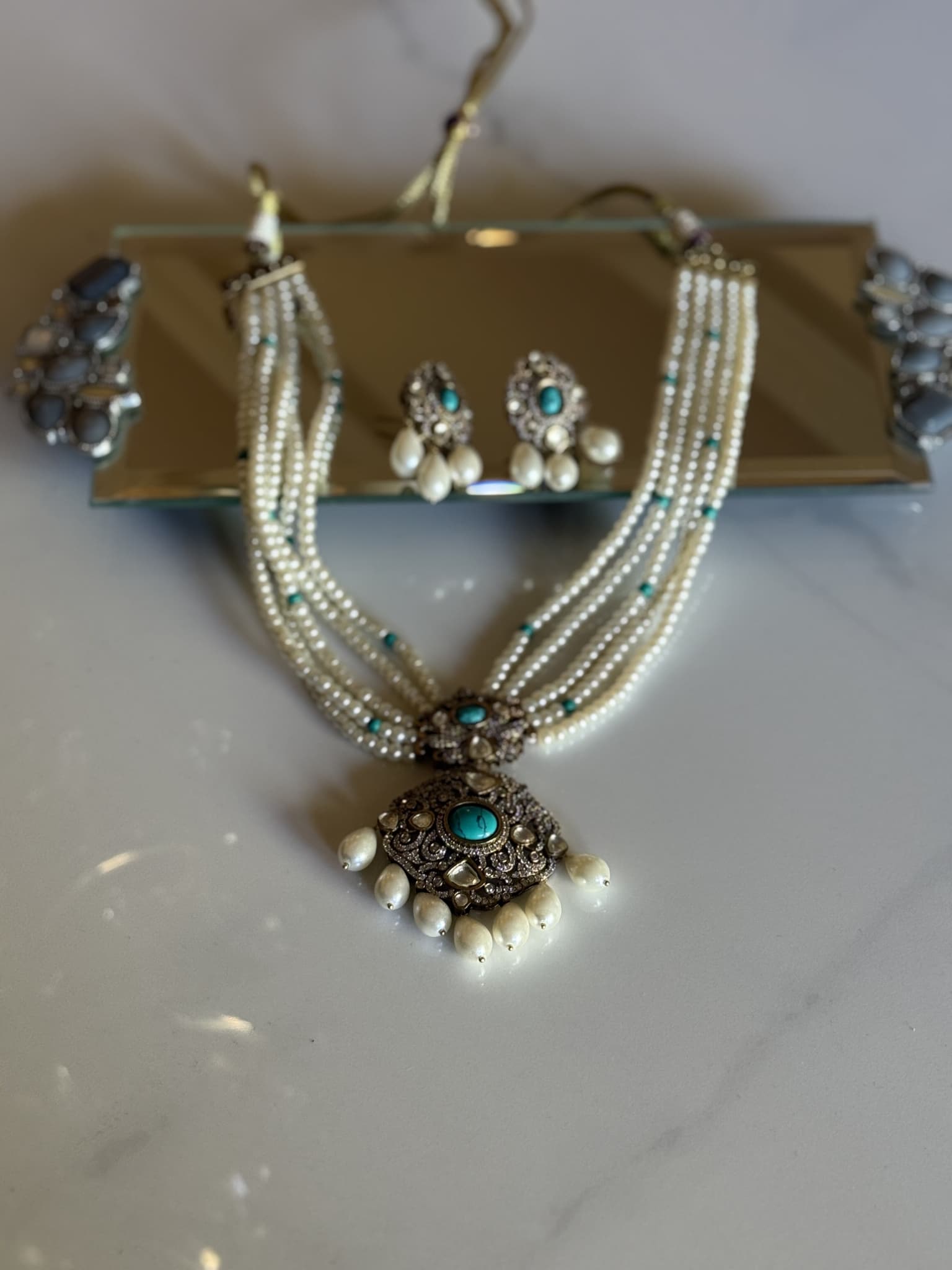 Pearl floral Necklace Set