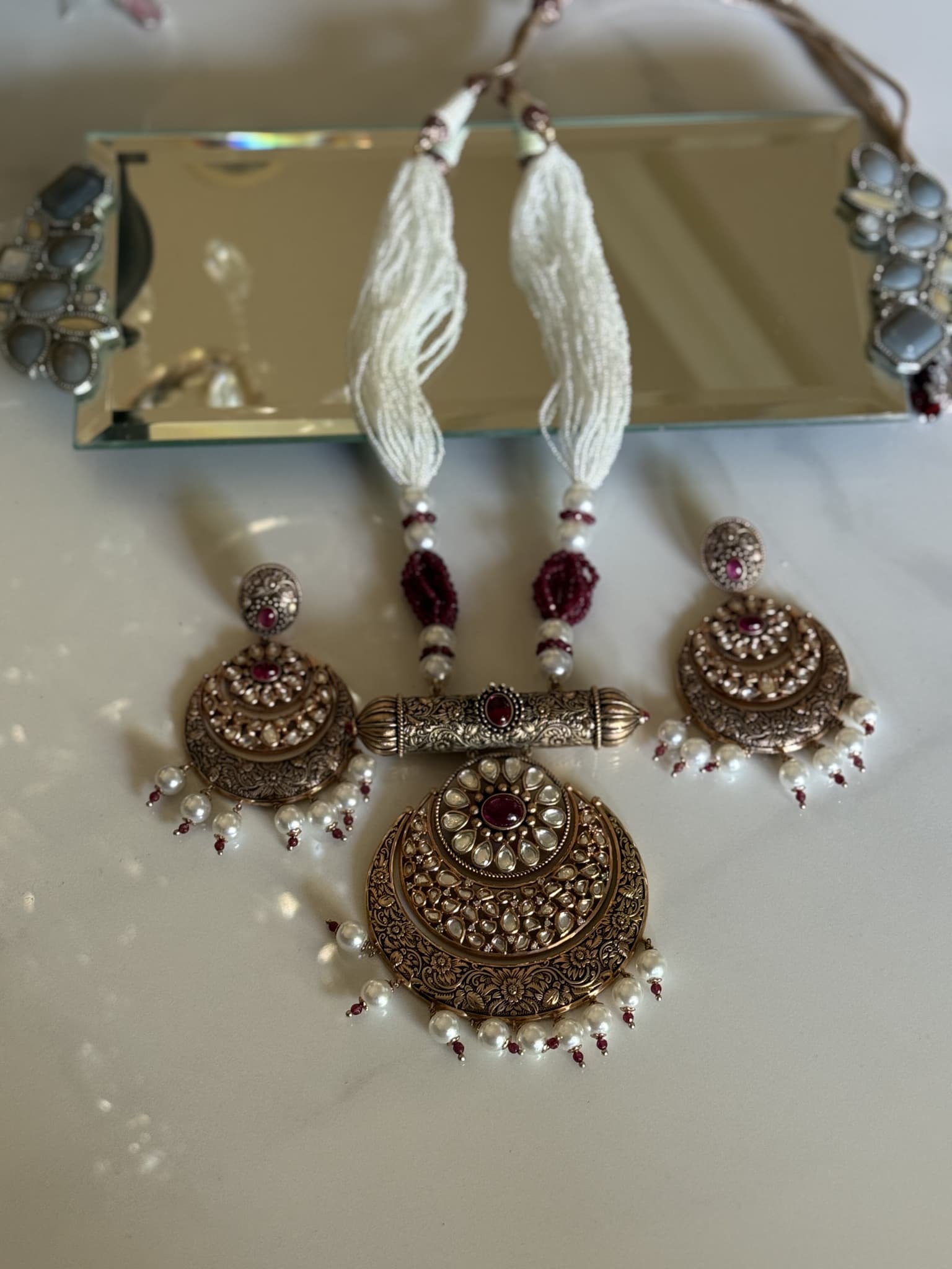 antique-ruby-polki-pearl-set