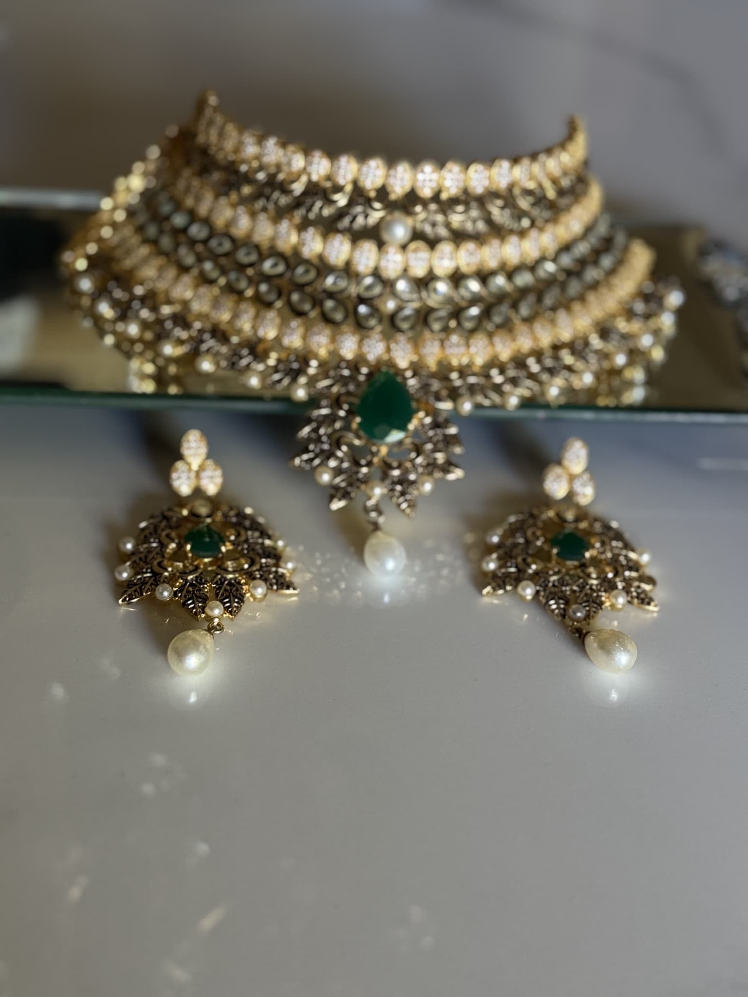 emerald-fringe-collar-set