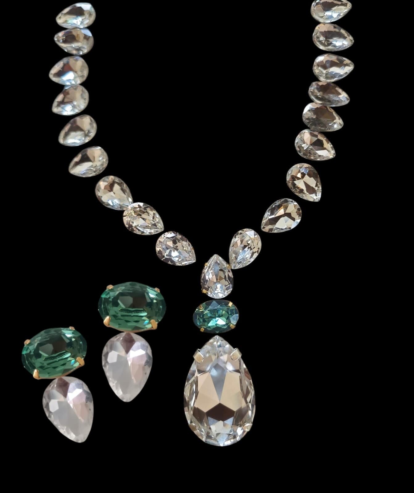 Emerald and Clear Crystal Necklace Set