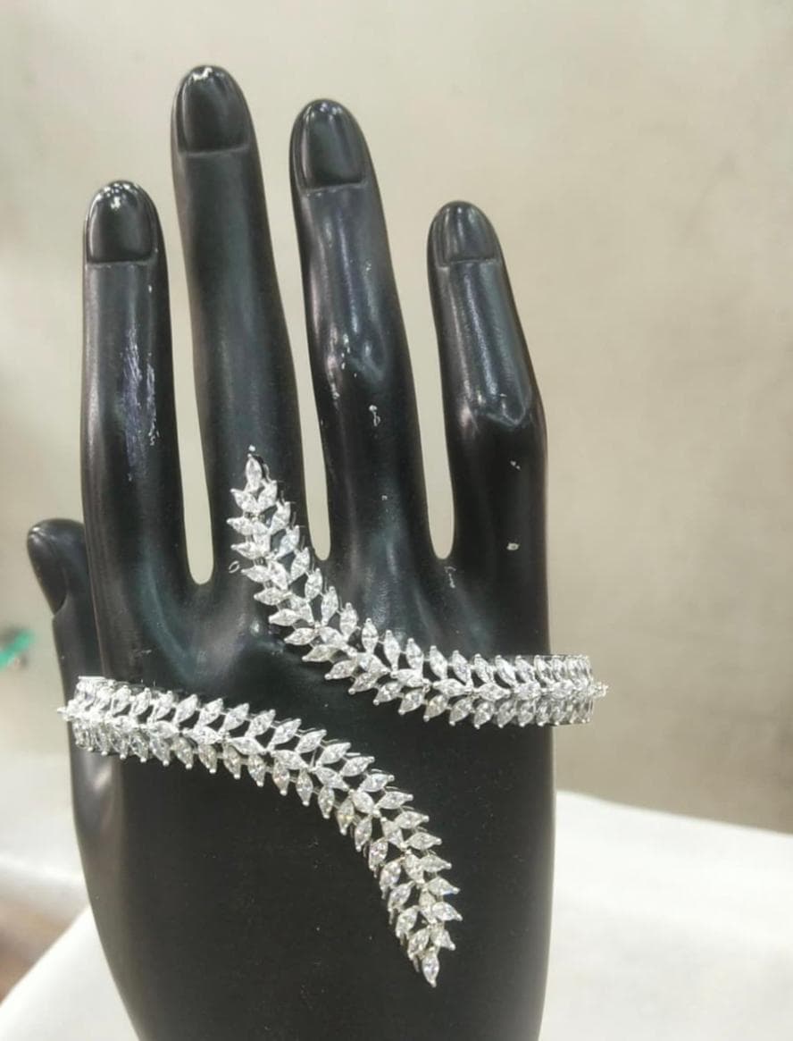 Crystal Vine Hand Cuff